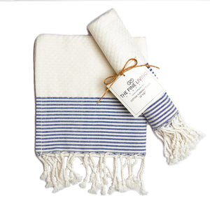 The Fine Living Co. Turkish Hand Towels Set of 2  100% Cotton Kitchen and Bathroom Hand Towels Decorative Hand Towels for Bath Guest Face Hair Tea Dishcloth  40”x18” (White & Blue)