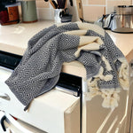 Load image into Gallery viewer, Turkish Hand Towels for Bathroom and Kitchen Quick Dry Highly Absorbent Eco Friendly Turkish Cotton Kitchen Towels Bathroom Hand Towels Turkish Tea Towels Decorative Hand Towels Set of 2
